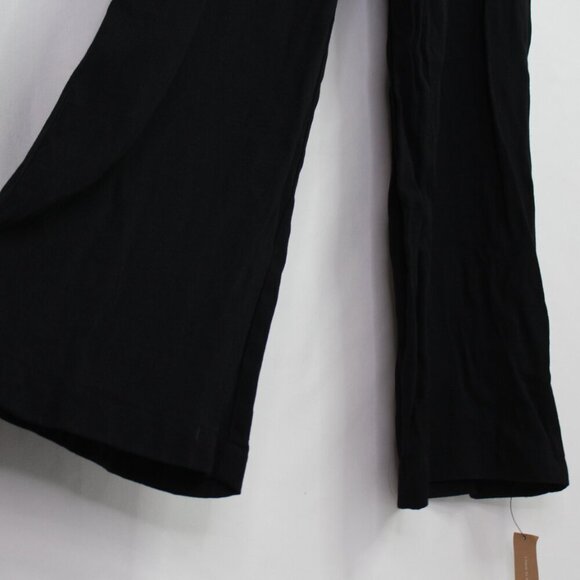 NEW Reformation Alva Jumpsuit in Black
Size Xtra Small - Picture 11 of 16